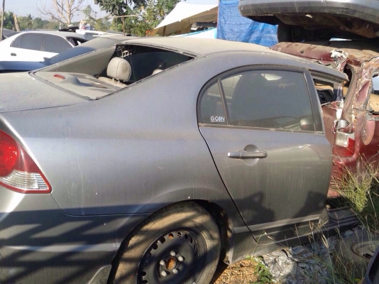 ท้ายตัดนิวส์ซีวิคพร้อมช่วงล่างและอะไหลอื่นๆอีกหลายรุ่น