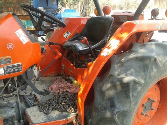 คูโบต้าL4508ใบมีดโรตารีพร้อมเล่มทะเบียน210000จองรถวันนี้รับLCD TVไปเลยครับพร้อมเติมน้ำมันรถไถให้เต็มถังไปเลยครับ