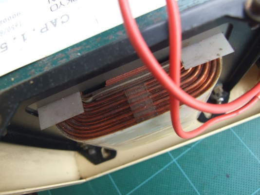 หม้อแปลงไฟจาก 220v ==> 100v ขนาด 1,500W (1.5KVA)