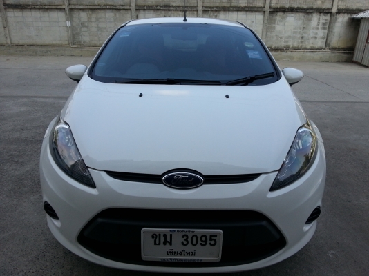 ขายดาว์น Ford Fiesta 2013 ด่วน!! ขายดาว์น Ford Fiesta 2013 ด่วน!!