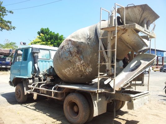 HINO HO7Cโม่ปูน3คิวโม่ตรงพร้อมใช้ราคาคุยกันได้