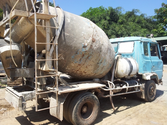 HINO HO7Cโม่ปูน3คิวโม่ตรงพร้อมใช้ราคาคุยกันได้