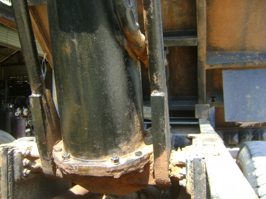 เครื่อง 175 แรง หัวยาว 2 เพลา  ดั้มท์ ราคา 460,000 บาท ขอบคุณลูกค้า จากอุดรธานี ครับ