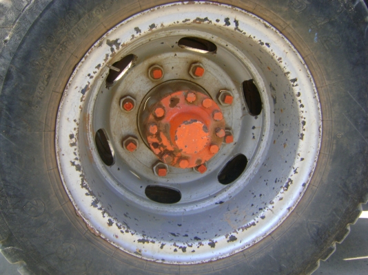 เครื่อง 175 แรง หัวยาว 2 เพลา  ดั้มท์ ราคา 460,000 บาท ขอบคุณลูกค้า จากอุดรธานี ครับ