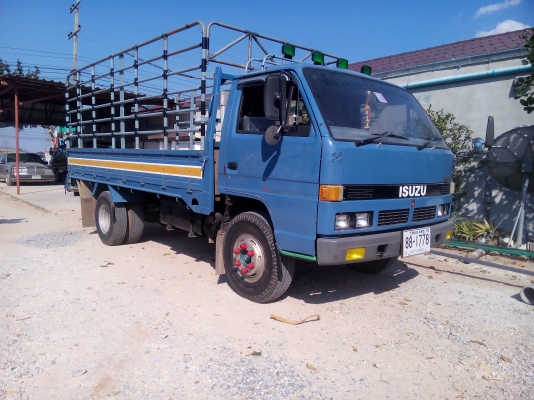 ขายISUZU NPR 115แรงม้ารถสวยสภาพพร้อมใช้งานซื้อไปไม่ต้องทำอะไรแล้ว