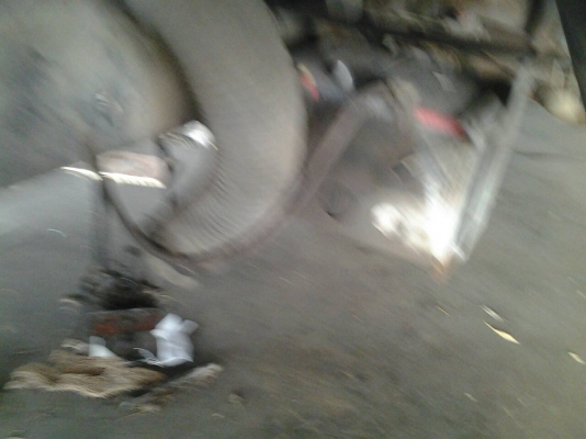 ขาย รถบรรทุก 6 ล้อ ปี2544 ยาว 5.5 เมตร ขาย รถบรรทุก 6 ล้อ ปี2544 ยาว 5.5 เมตร