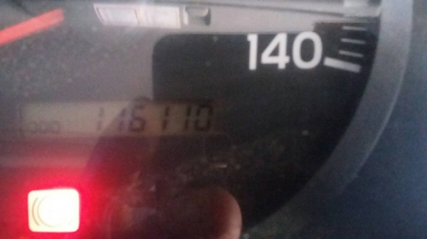 รถฮีโน่ 6 ล้อดั้ม  FC8J  220 แรงม้า. ปี 53  สนใจติดต่อ 081 - 6079515