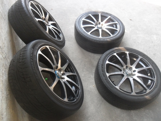 ล้อแม็ก 17นิ้ว 4รู100/114 พร้อมยาง สวยๆ 4 ล้อ ราคา 6500 บาท ล้อแม็ก 17นิ้ว 4รู100/114 พร้อมยาง สวยๆ 4 ล้อ ราคา 6500 บาท