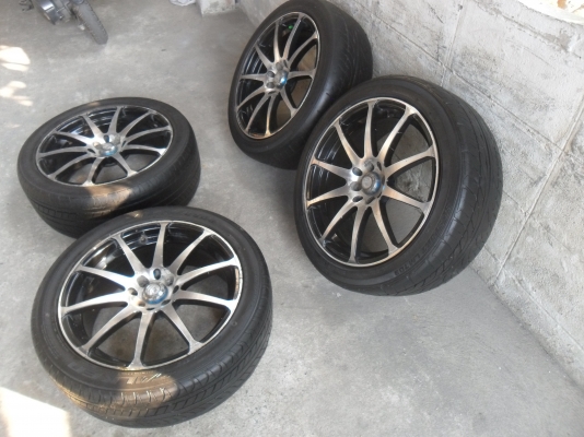 ล้อแม็ก 17นิ้ว 4รู100/114 พร้อมยาง สวยๆ 4 ล้อ ราคา 6500 บาท ล้อแม็ก 17นิ้ว 4รู100/114 พร้อมยาง สวยๆ 4 ล้อ ราคา 6500 บาท