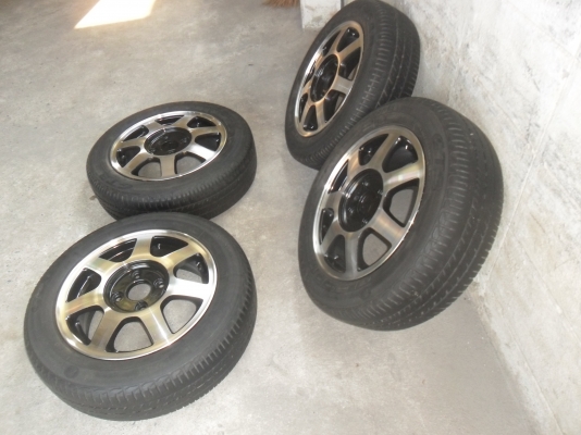 ล้อแม็ก 15นิ้ว 4รู114 พร้อมยาง สวยๆ 4 ล้อ ราคา 3000 บาท ล้อแม็ก 15นิ้ว 4รู114 พร้อมยาง สวยๆ 4 ล้อ ราคา 3000 บาท