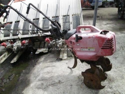 เครื่องพรวนดิน   HONDA    F110  รหัสสินค้า : 14002097   หรือเพิ่มเติมไดที่ www.nihonmono.com