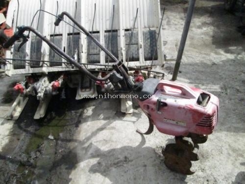 เครื่องพรวนดิน   HONDA    F110  รหัสสินค้า : 14002097   หรือเพิ่มเติมไดที่ www.nihonmono.com