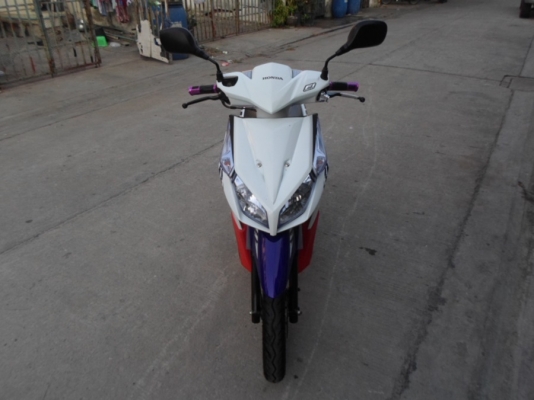 ยังไงก็ขาย click i สวยๆเดิมๆปี54รถบ้านพร้อมใช้งาน ชุดโอนครบ