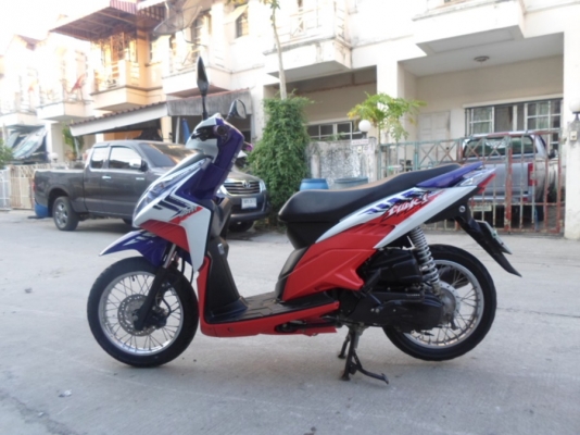 ยังไงก็ขาย click i สวยๆเดิมๆปี54รถบ้านพร้อมใช้งาน ชุดโอนครบ