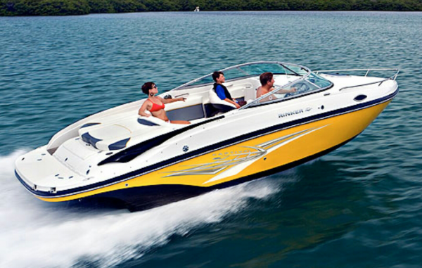 ตัวแทนจำหน่ายเรือ Hurricane และ Rinker จาก USA