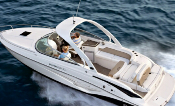 ตัวแทนจำหน่ายเรือ Hurricane และ Rinker จาก USA