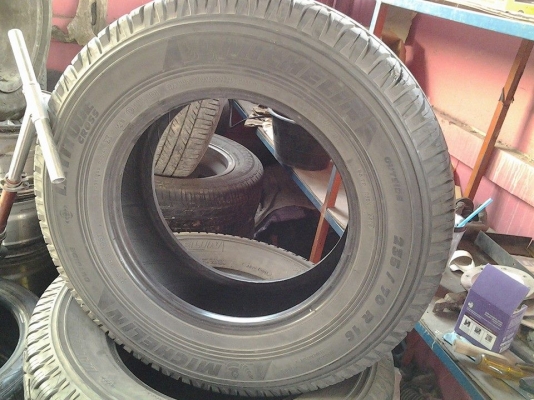 ขายยาง 235/70/16 ยางนอก made in poland