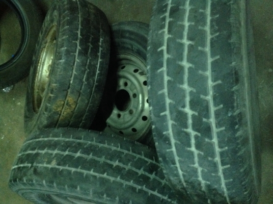 ขายกะทะเหล็ก+ยาง195 R14 ขายกะทะเหล็ก+ยาง195 R14