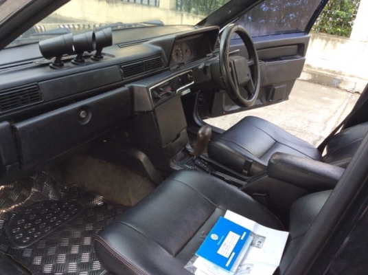 ขายรถวอลโว่740 ปี89 เครื่อง 1J หัวฉีด เกียร์ออโต้ ติดแก๊สLPG เพาเวอร์ กระจกไฟฟ้า ภายในเบาะหนัง แอร์เย็น เกจ์วัด3ตัว ตัวถังสีเต็มเงามีริ้วรอย แม็ก18" รถขับได้เลยครับ พร้อมใช้ ขายถูกครับ