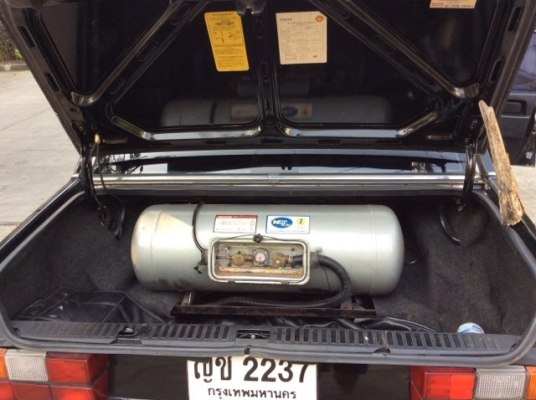 ขายรถวอลโว่740 ปี89 เครื่อง 1J หัวฉีด เกียร์ออโต้ ติดแก๊สLPG เพาเวอร์ กระจกไฟฟ้า ภายในเบาะหนัง แอร์เย็น เกจ์วัด3ตัว ตัวถังสีเต็มเงามีริ้วรอย แม็ก18" รถขับได้เลยครับ พร้อมใช้ ขายถูกครับ