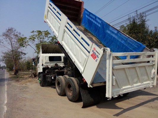 ขาย เม้ก้า ดั้มสามมิตรลอนเฉียง