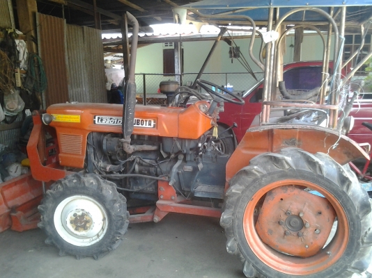 ขายตามสภาพ รถไถ 22แรงคูโบต้ามีดันหน้ามีพานหลังเครื่องดีมีโฟวิน