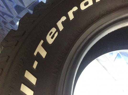 ขายยางbf a/t 265/75/16 สัปดาที่42ปี12 ลงพื้นกลางปี13 ขายยางbf a/t 265/75/16 สัปดาที่42ปี12 ลงพื้นกลางปี13