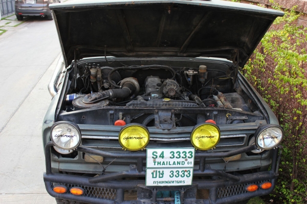 เรโทรสภาพสวยๆครับ สำหรับผู้ที่ชอบแหวกแนว