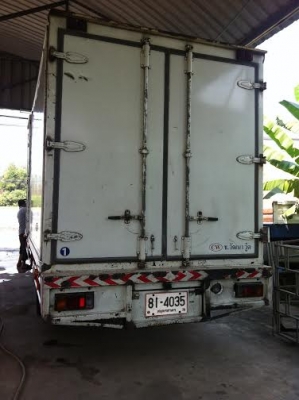 ขายด่วน รถตู้บรรทุก ess อีซูซุ