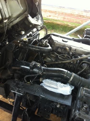 ขายด่วน รถตู้บรรทุก ess อีซูซุ