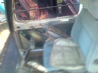 KOBELCO MARK III SK 200 รถบอดี้สวยพร้อมทำงานได้เลยครับ เอกสารเล่มทะเบียนครบ เครื่องเดิมปั๊มเดิมทำงานไม่โหลดเลยครับ ภายในเก๋งสะอาดสวย ไฟฟ้าตัด ภายนอกบูมอาร์มสวยๆ ช่วงล่างเอวแน่น โรลเลอร์โซ่บูทใบแทรกหนาดีประมาณ 60\% สพ็อกเก็ตตัวเดินทำงานได้ดีไม่มีปัญหาเลยครั