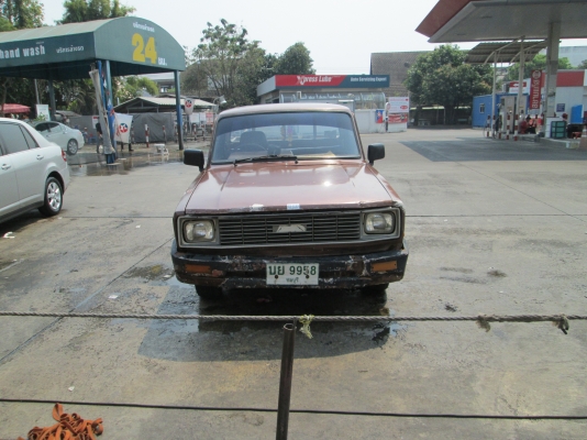 เฮียเชนต์เกาะช้างจังหวัดตราดครับ  ชุดโอนมาแลัวครับ  จดได้ทุกจังหวัด  ผมใช้อยู่ทุกวันครับ รูปเยอะดูได้ทุกจุด น้ำมันโซล่า เครื่องดีมาก  ครัชชีสวยตลอดเส้น  ช่วงล่างดี  เบรค  ครัชดีครับ