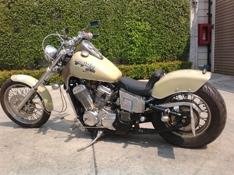 ด่วน Steed 400 แต่งแล้ว