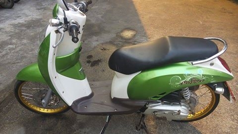 honda scoopy 110i สีเขียวขาว เครื่องเดิม เอกสารครบ 17500