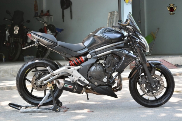 KAWASAKI ER6N 650cc ABS รุ่นปี 2012 พร้อมของแต่ง ทะเบียนพร้อมโอน 189,000 -