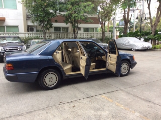 ขายรถBenz 300E ปี90 เครื่อง 1JZ-VVT-i เกียร์ออโต้ เพาเวอร์ ไฟฟ้าทั้งคัน ภายในสวยเดิมมากๆสะอาด ลายไม้สวยๆ ตัวถังเดิมบางทั้งคันไม่มีชน แม็กเดิมๆ รถสวยขับดีมากพร้อมใช้ครับ