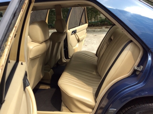 ขายรถBenz 300E ปี90 เครื่อง 1JZ-VVT-i เกียร์ออโต้ เพาเวอร์ ไฟฟ้าทั้งคัน ภายในสวยเดิมมากๆสะอาด ลายไม้สวยๆ ตัวถังเดิมบางทั้งคันไม่มีชน แม็กเดิมๆ รถสวยขับดีมากพร้อมใช้ครับ