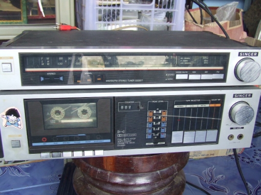 ขายเครื่องเล่นเทปพร้อมจูนเนอร์ของซิงเกอร์2ชิ้น850บาท