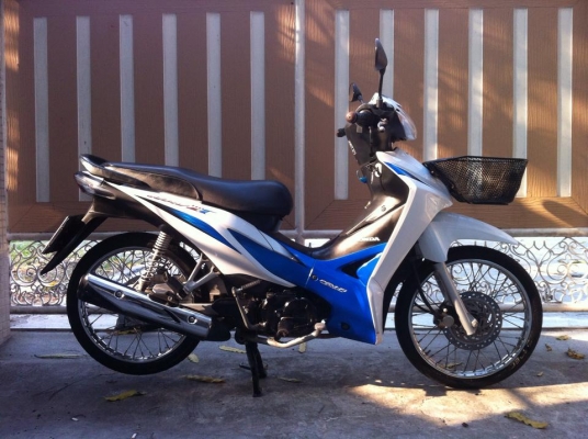ขออนุญาติขาย HONDA WAVE 110-i NEW บังลมใหญ่ มีกันร้อน โอนให้ฟรีครับ