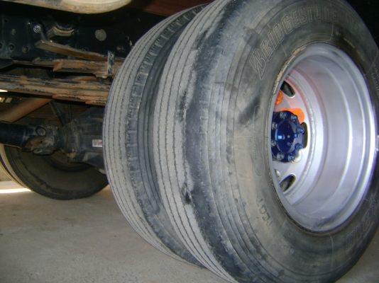 NPR  150 แรง   รถสวยๆปี 54   ราคา  860,000 บาท