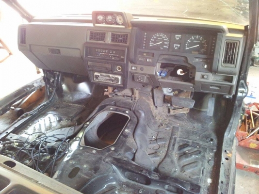 ตัดคอจิ้งหรีด terrano I จอเหลี่ยมไมล์เบนซิน ยกเซ็ตตามรูป