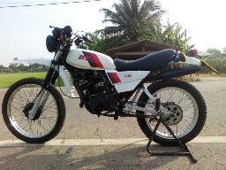 รับ ซ่อม-เก็บงาน enduro classic ทุกรุ่น ครับ รับ ซ่อม-เก็บงาน enduro classic ทุกรุ่น ครับ