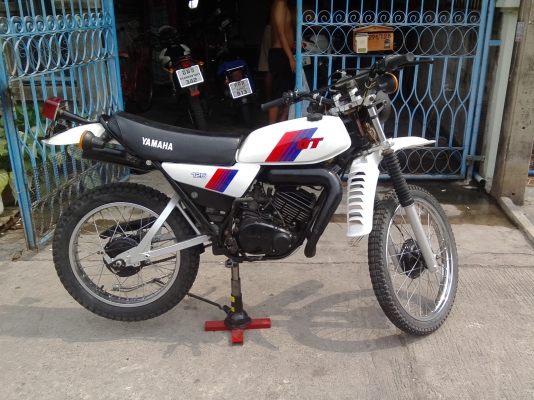 รับ ซ่อม-เก็บงาน enduro classic ทุกรุ่น ครับ รับ ซ่อม-เก็บงาน enduro classic ทุกรุ่น ครับ