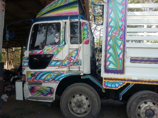 ขายรถบรรทุก 12 ล้อ สองเพลาไม่ดั๊มพ์ (แม่ตัวเดียว) ยี่ห้อ HINO    โปเฟีย 325 แรงม้า ปี 2555  เครื่อง P11C  7เกียร์ มีระบบลำโพงลากลูกพ่วงด้วย ( เจ้าของขายเอง  ไม่รับนายหน้า )