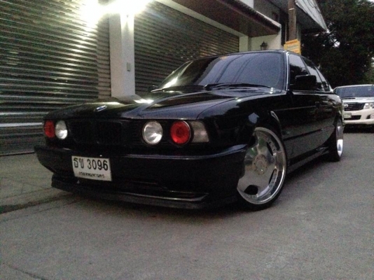 รถบ้านe34บิ๊กโน๊ต vipเครื่อง1jโบ ดีเดินเรียบ ช่วงล่างดีนิ้มนุ่ม ติดแก๊ส รถดูแลรักษาอย่างดีครับ