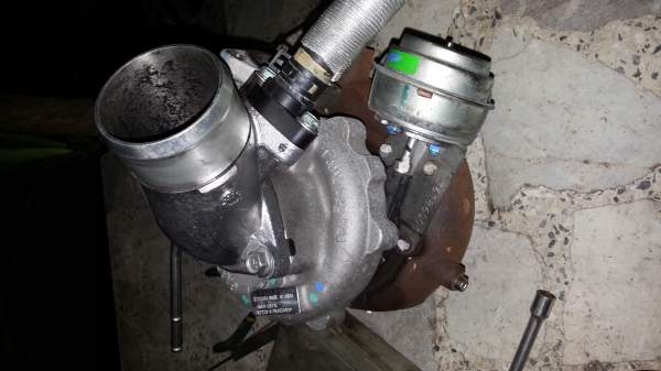 ขายเทอร์โบ นิสสัน นาวาร่า 12,000 ใช้งานไม่ถึง 30,000 โล สภาพสวย