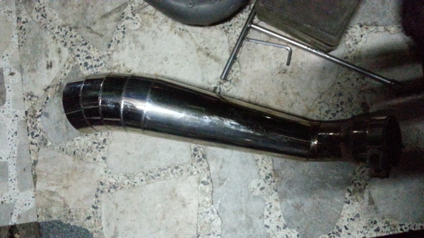 ขายท่อไอเสีย บิ๊กไบท์ ซุเปอร์โฟร์ สเเตนเลส 1,500 สวยๆ