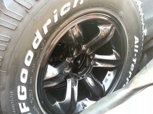 ล้อเล็บเหยี่ยวแท้ พร้อมยาง BF ล้อเล็บเหยี่ยวแท้ พร้อมยาง BF