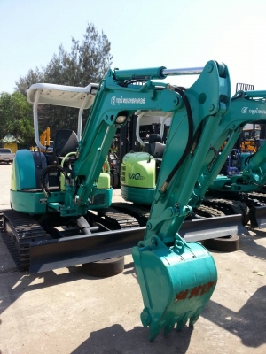 ขายรถเล็ก ยี่ห้อKOMATSU รุ่นPC40-7 มือสองนำเข้าจากญี่ปุ่น สนใจติดต่อวิภาดา 081-3194528 ขายรถเล็ก ยี่ห้อKOMATSU รุ่นPC40-7 มือสองนำเข้าจากญี่ปุ่น สนใจติดต่อวิภาดา 081-3194528