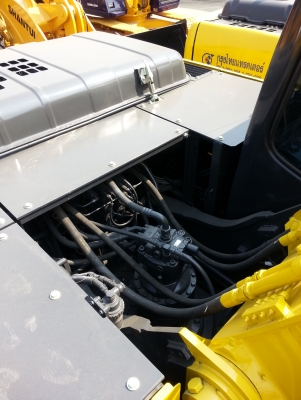 ขายรถขุด ยี่ห้อSUMITOMO รุ่นSH200-5 มือสองนำเข้าจากญี่ปุ่น สนใจติดต่อวิภาดา 081-3194528 ขายรถขุด ยี่ห้อSUMITOMO รุ่นSH200-5 มือสองนำเข้าจากญี่ปุ่น สนใจติดต่อวิภาดา 081-3194528